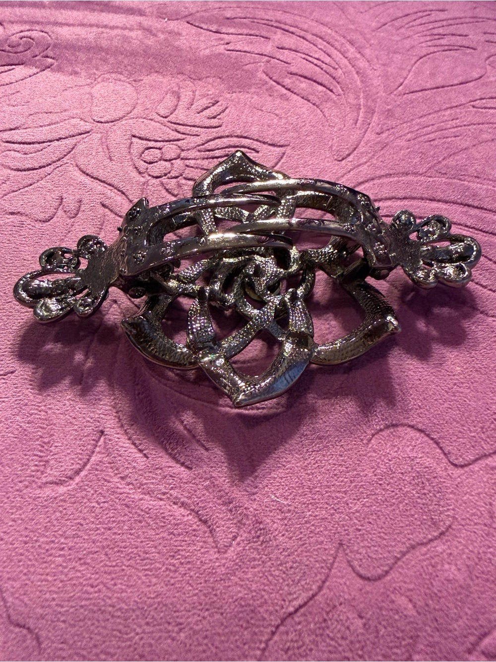 Vintage-Inspired Silver Floral Hair Barrette - Women Jewelry